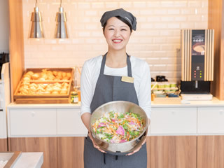 スーパーホテルPremier仙台国分町天然温泉(宮城県仙台市青葉区/勾当台公園駅/ホールスタッフ)_3